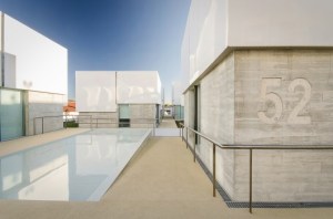 social-complex-in-alcabideche-guedes-cruz-arquitectos__2